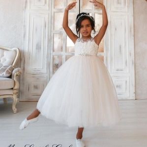 Lace flower girl dress